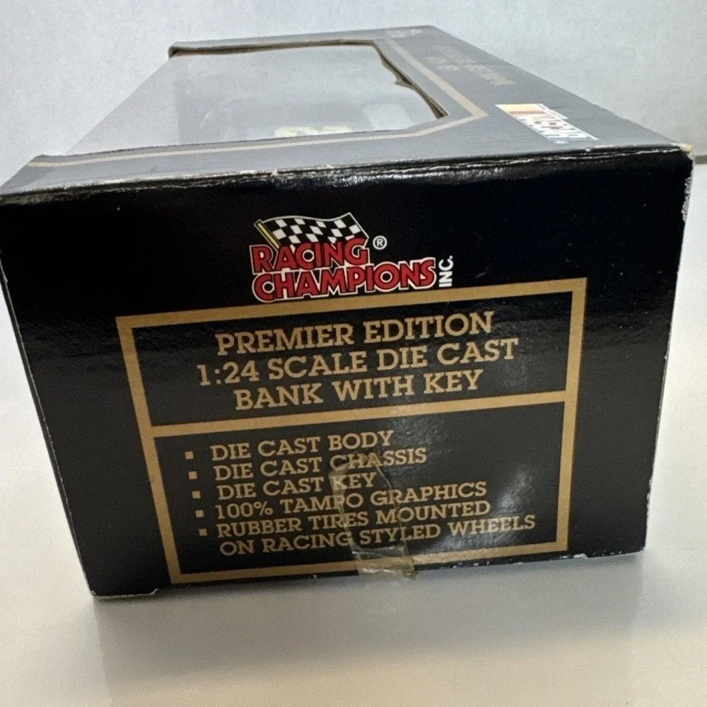 Racing Champions Jeff Gordon 24 DuPont 1:24 Die-Cast Bank 1995 Limited Edition